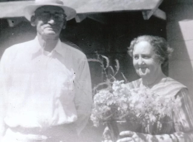 old_family_4.jpg