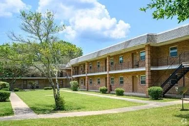 Lillian Square Apartments
